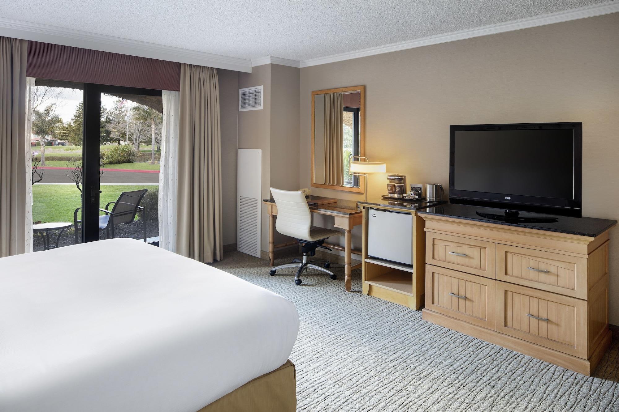 Hotel Doubletree By Hilton Sonoma Wine Country à Rohnert Park Extérieur photo