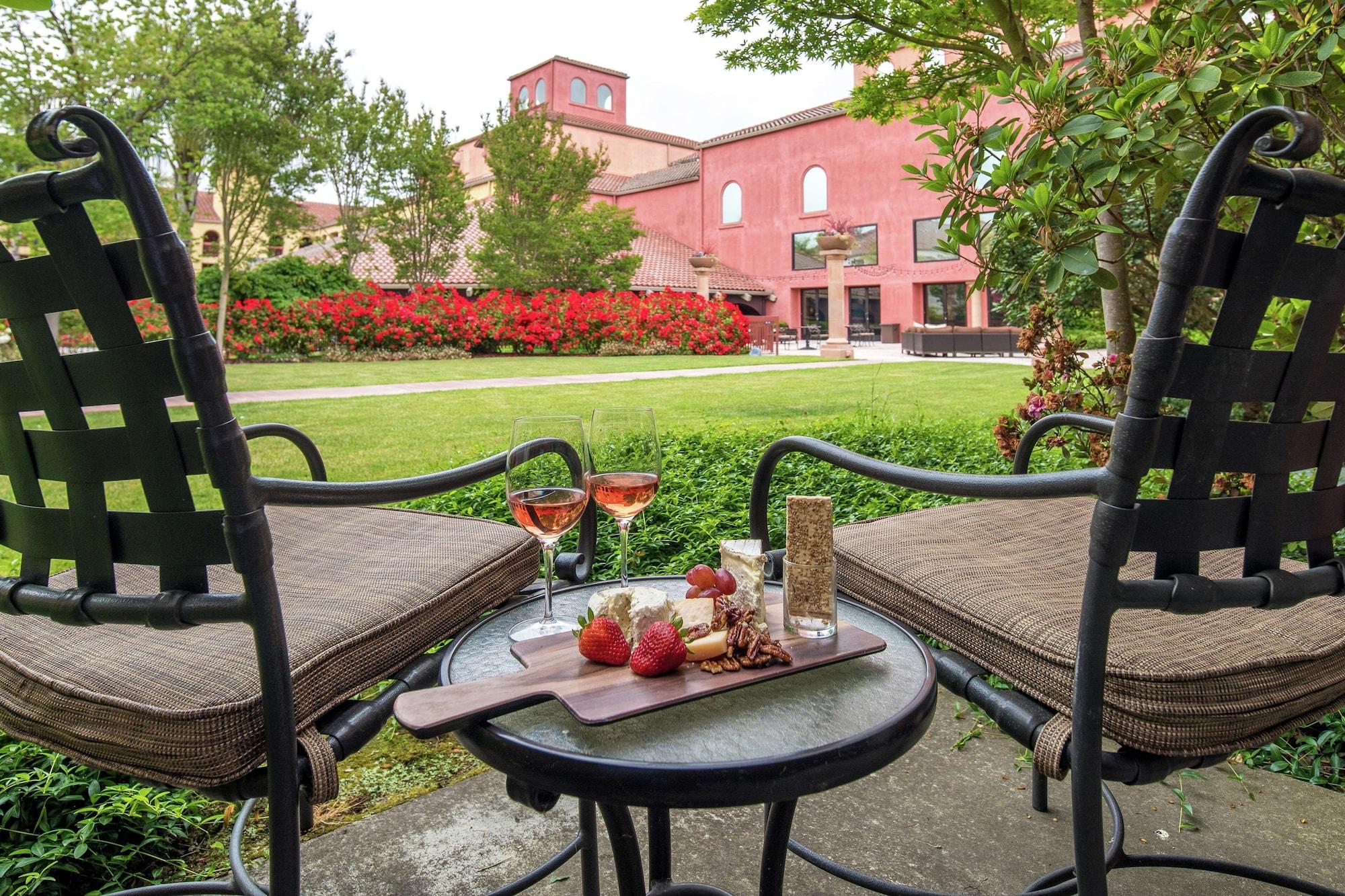 Hotel Doubletree By Hilton Sonoma Wine Country à Rohnert Park Extérieur photo