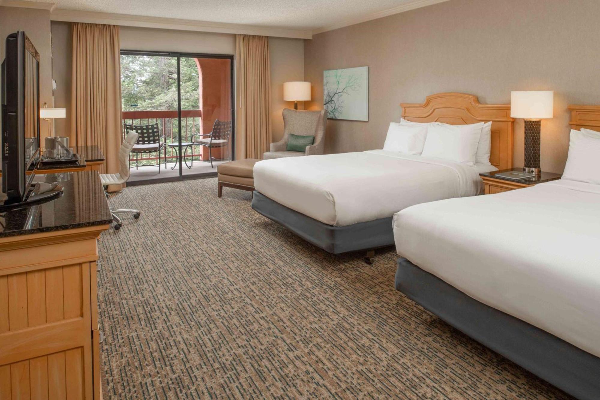 Hotel Doubletree By Hilton Sonoma Wine Country à Rohnert Park Extérieur photo
